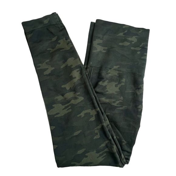 Spanx Womens High Rise Green Gamo Look At Me Now Seamless Leggings Medium - Picture 1 of 7